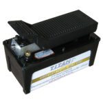 2.5 Quart Titan Air Hydraulic Pump, 3,900 PSI