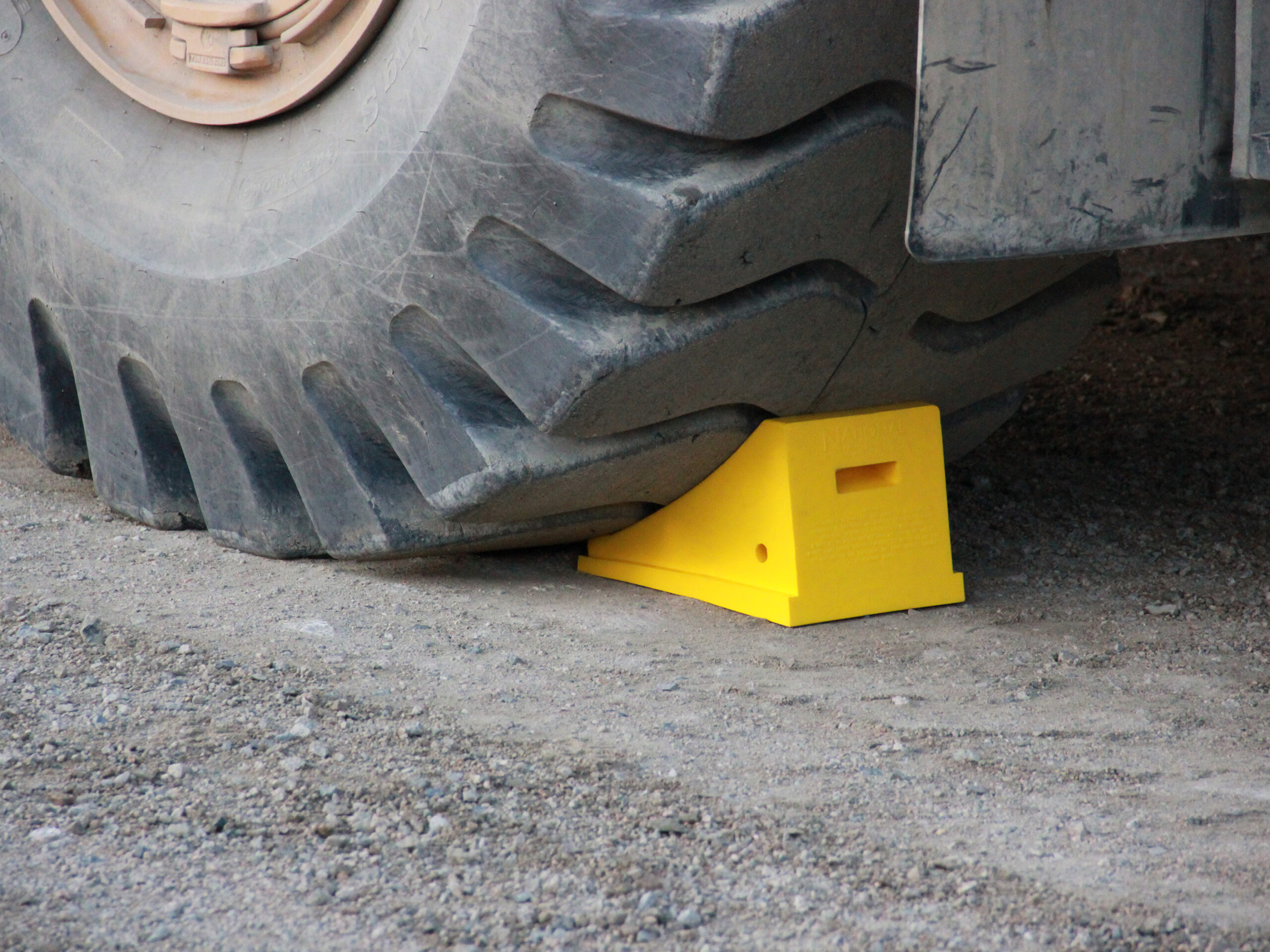 Urethane Wheel Chock, 35″-55″ Tires - Image 2